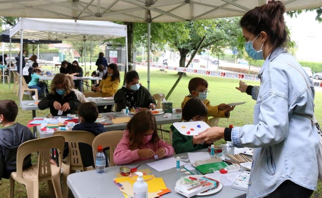 Girabira llevó a cabo sus talleres con la protección de chapitos. 