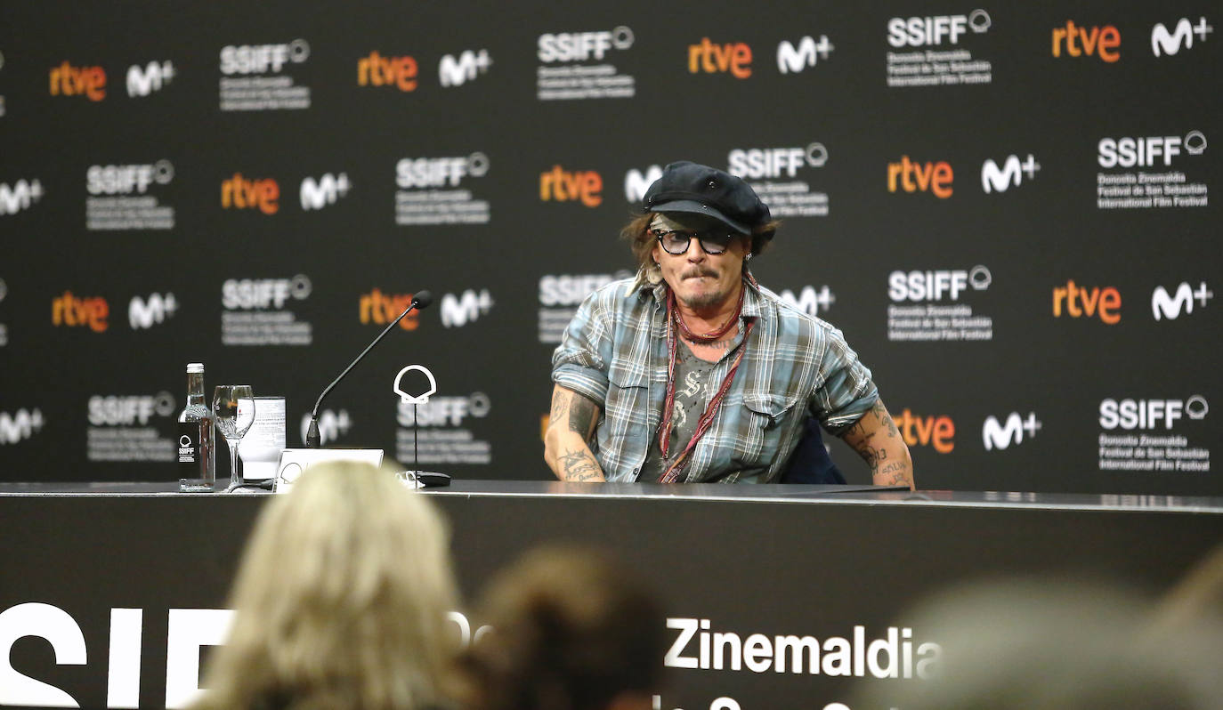 Fotos: Johnny Depp acapara todas las miradas del festival