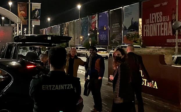 Johnny Depp, así llegó a San Sebastián con 6 horas de retraso