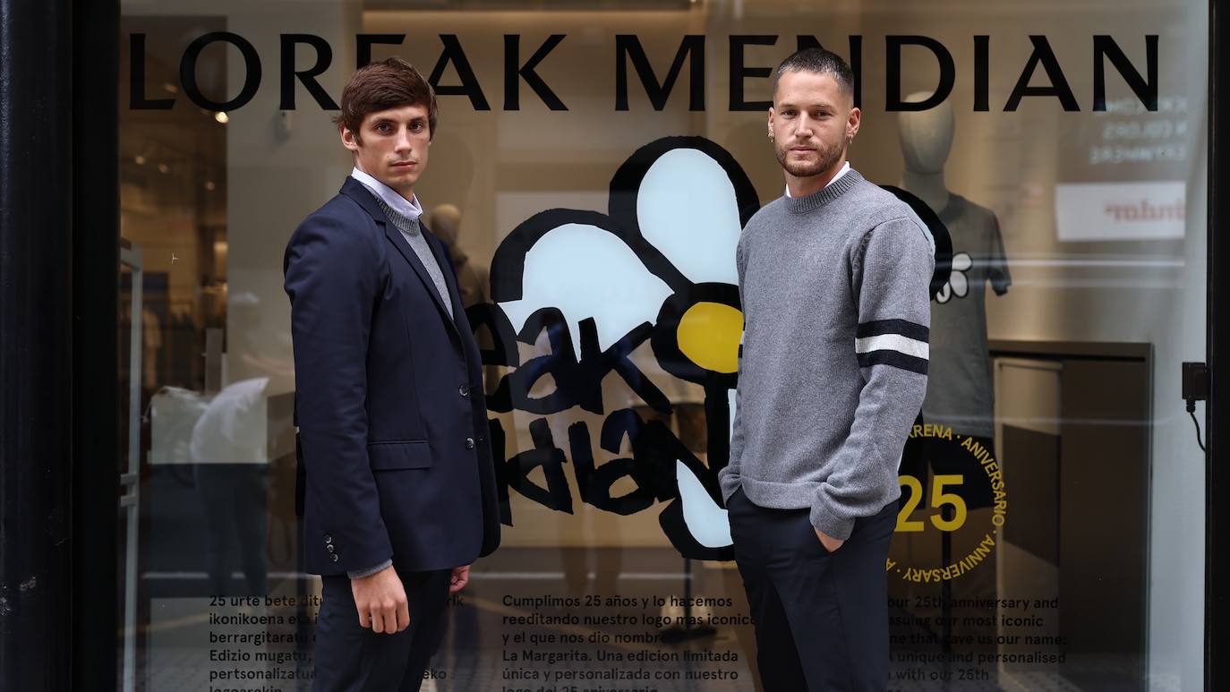 Fotos: Loreak Mendian y la Real Sociedad, juntos hasta 2023