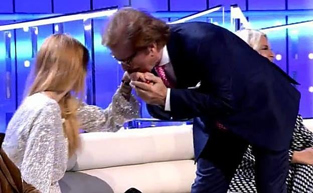 El lacrimógeno encuentro de Bigote Arrocet con la nieta de María Teresa Campos en 'Secret Story'