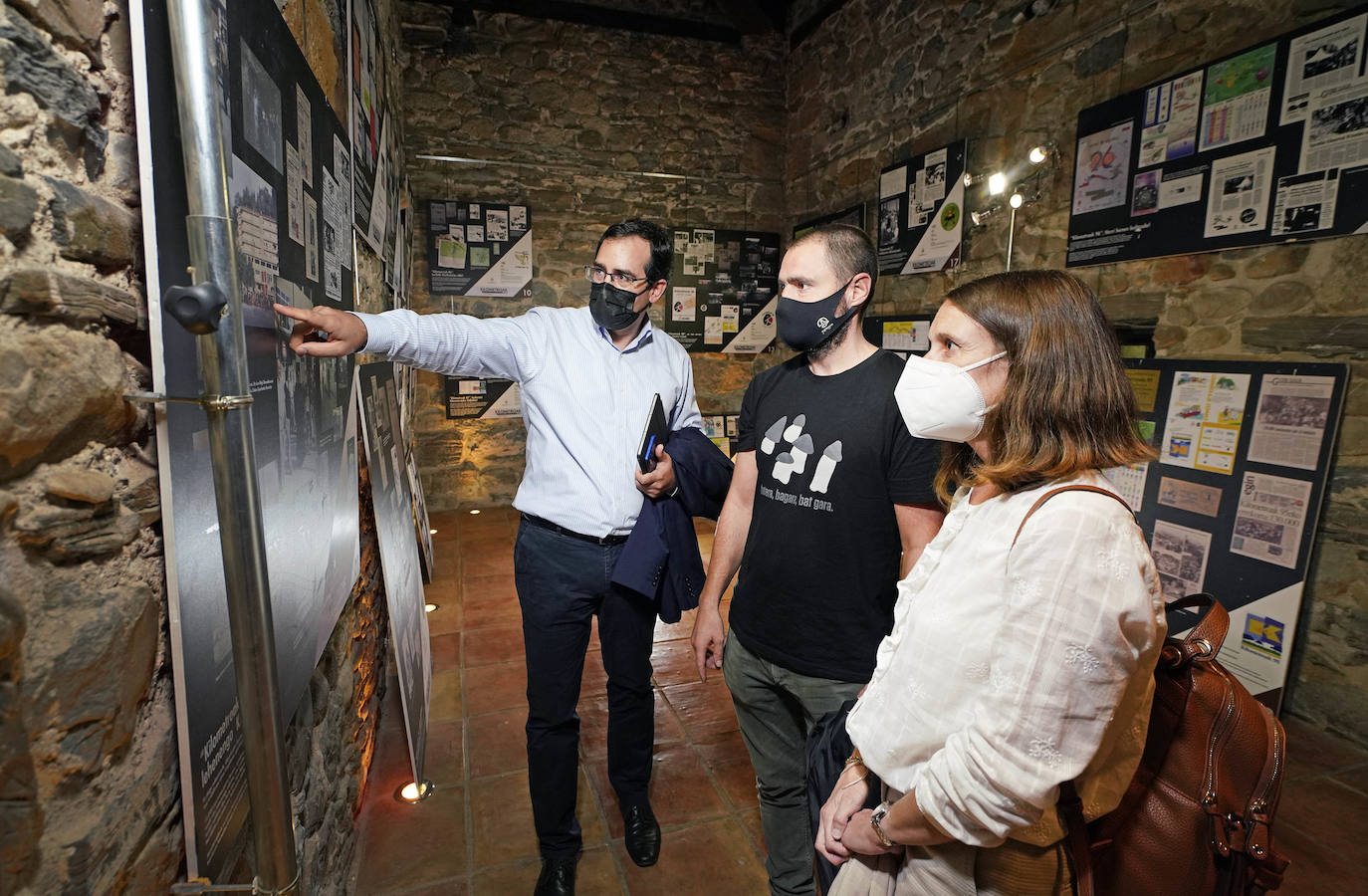 Garin, Zubeldia eta Estensoro, Kilometroen erakusketa ibiltarian. 