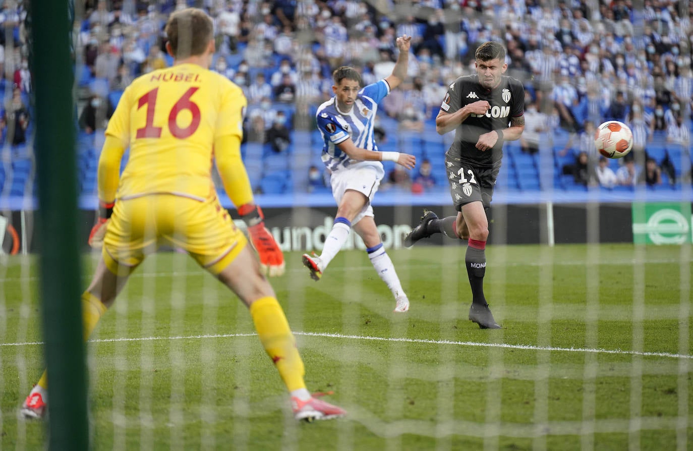 Fotos: Las mejores imáganes de partido entre la Real Sociedad y el Mónaco en Anoeta