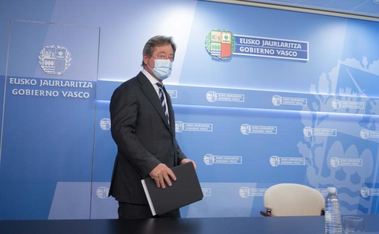 Bingen Zupiria, en una rueda de prensa tras el Consejo de Gobierno.