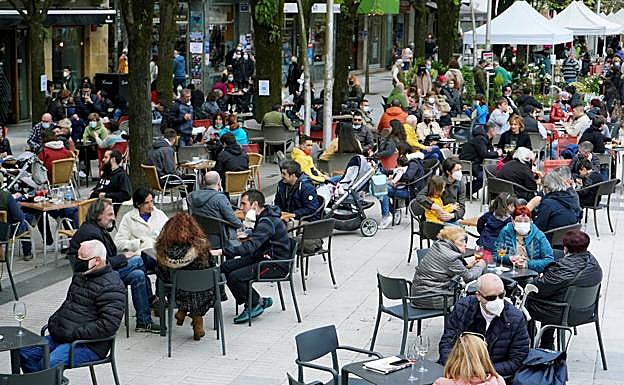Euskadi suprime todas sus restricciones y retoma una vida casi igual a la anterior al Covid