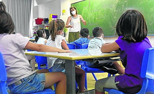 Los colegios confían en que el nuevo protocolo elimine los grupos burbuja 