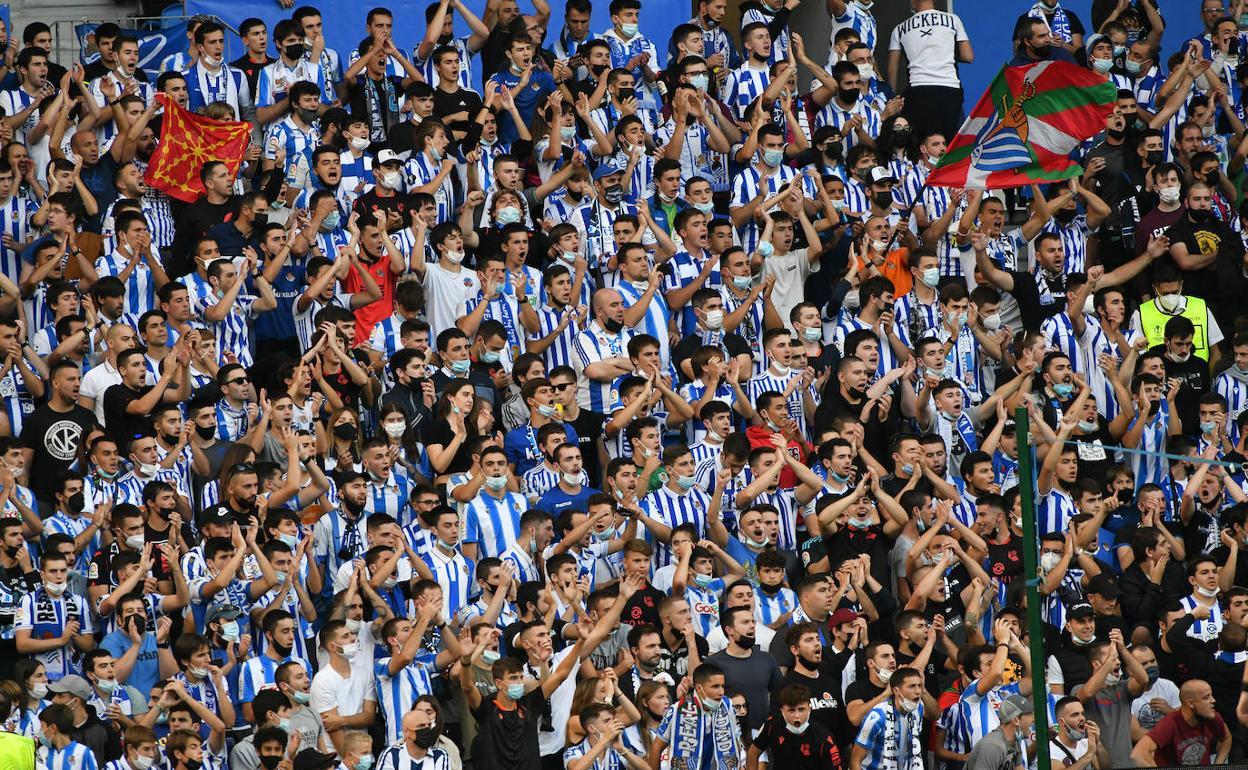 Las gradas de Anoeta volverán a recuperar el 100% del aforo tras año y medio de restricciones. 