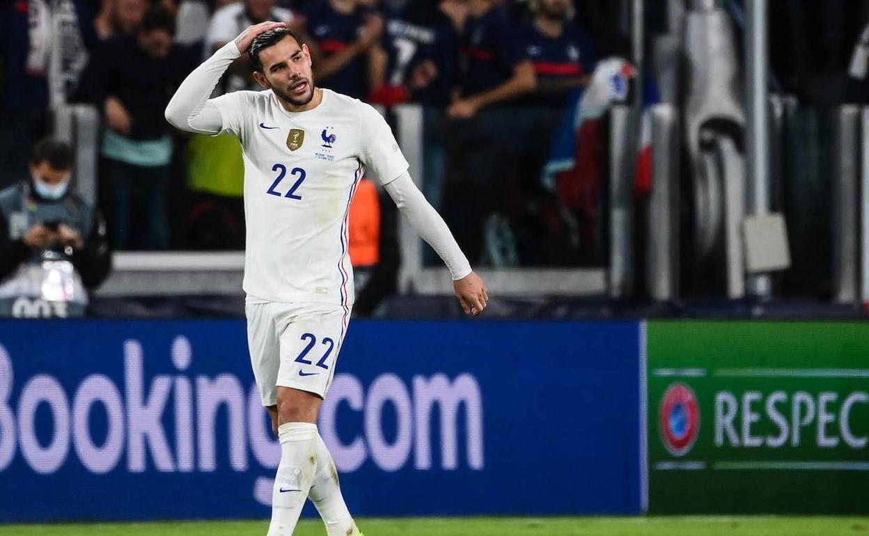 Theo Hernández, durante el partido que Francia disputó contra Bélgica en Turín.