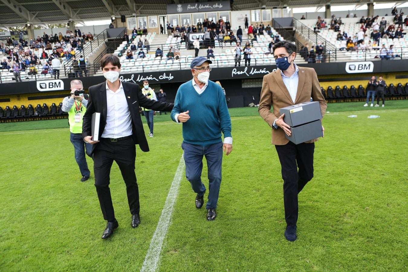 Fotos: Un Real Unión muy bravo bate al Depor