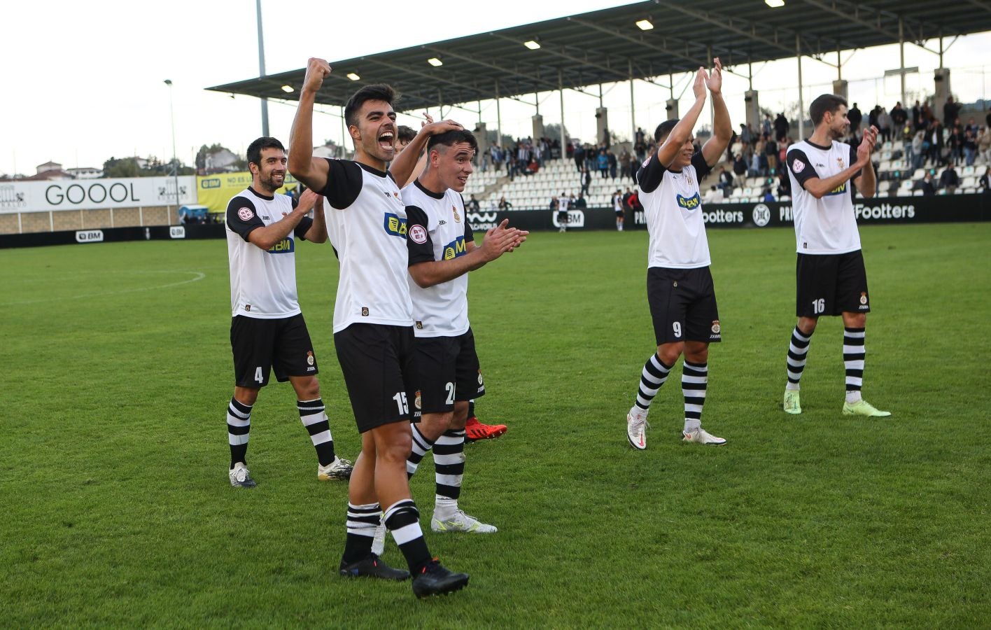 Fotos: Un Real Unión muy bravo bate al Depor