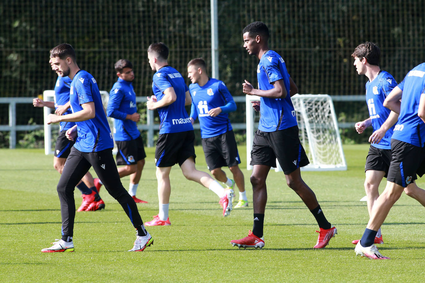 Fotos: Último entrenamiento de la Real Sociedad antes del partido en Anoeta ante el Mallorca