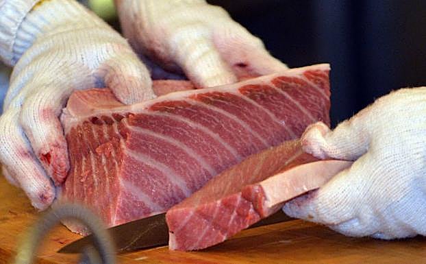 Salud investiga una posible intoxicación alimentaria por histamina en colegios