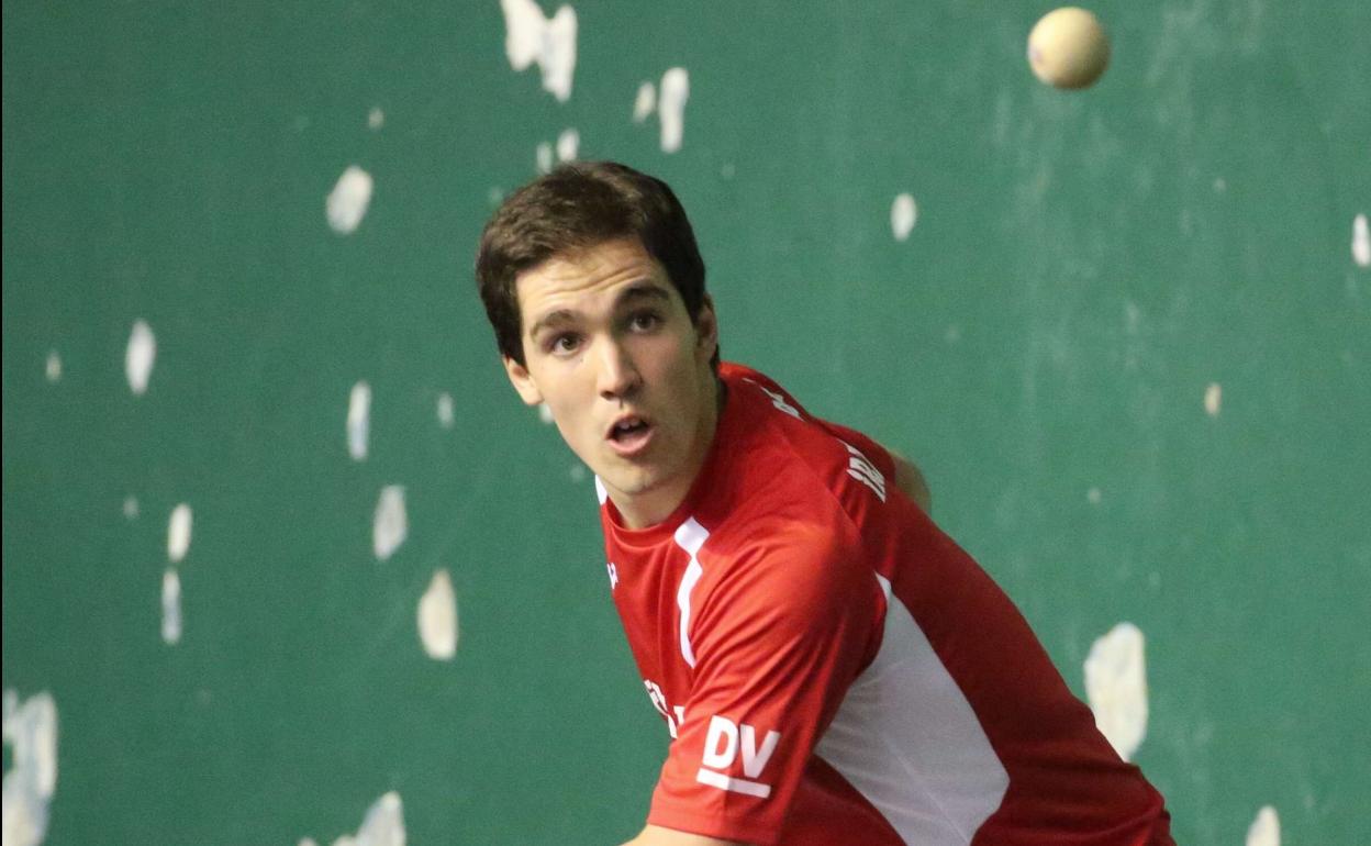 Irazustabarrena juega de nuevo en el Torneo Bankoa Abanca-DV. 