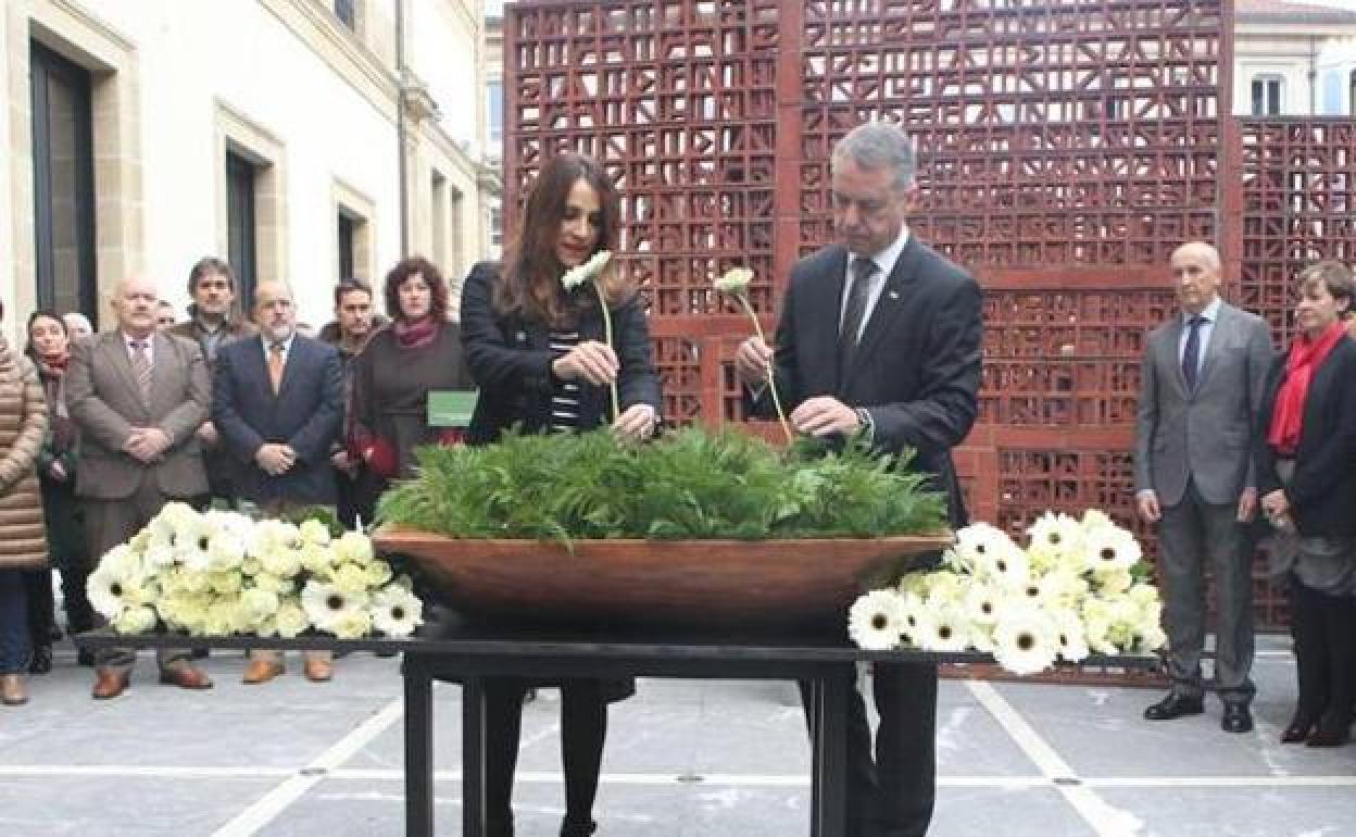 El acto celebrado el pasado año en el Parlamento Vasco.