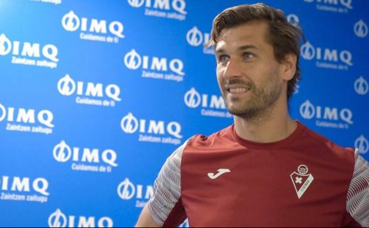 Fernando Llorente, en el reconocimiento médico.