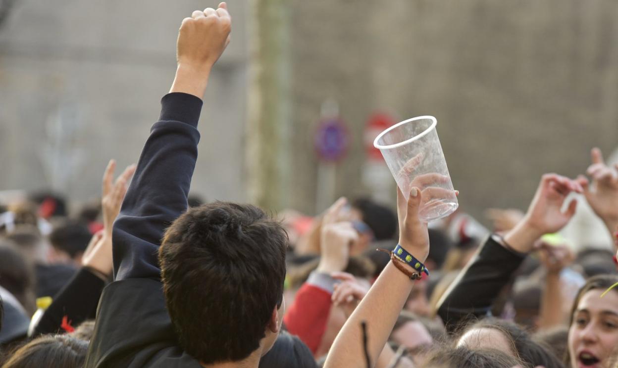 Entre los objetivos está el de reducir la prevalencia de consumo de alcohol. 
