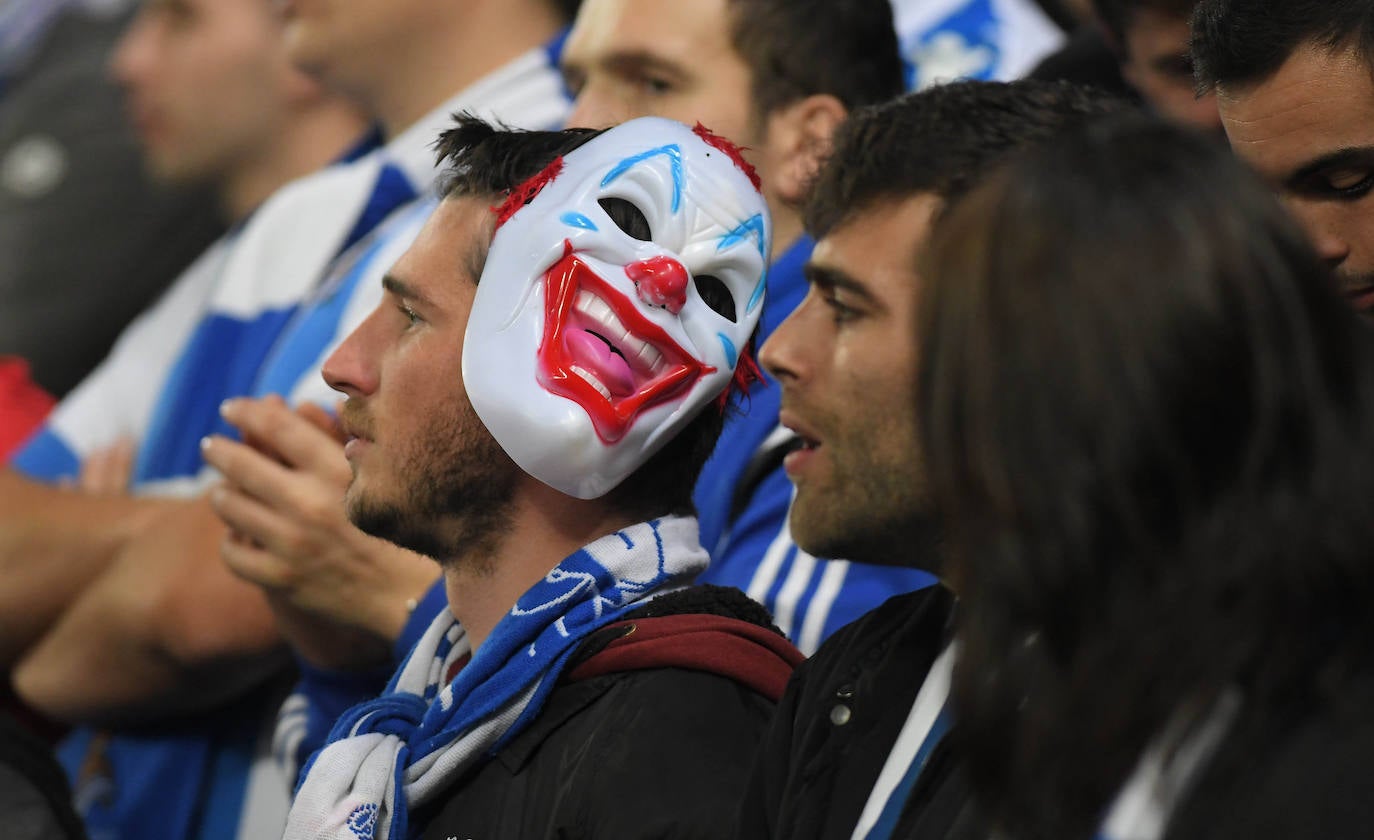 Fotos: Ambiente espectacular en Anoeta para disfrutar del derbi