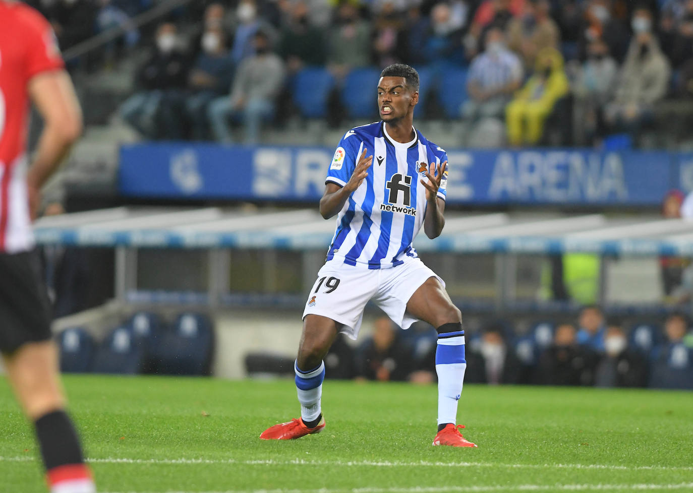 Fotos Real Sociedad - Athletic: Las mejores imágenes del derbi entre la Real Sociedad y el Athletic