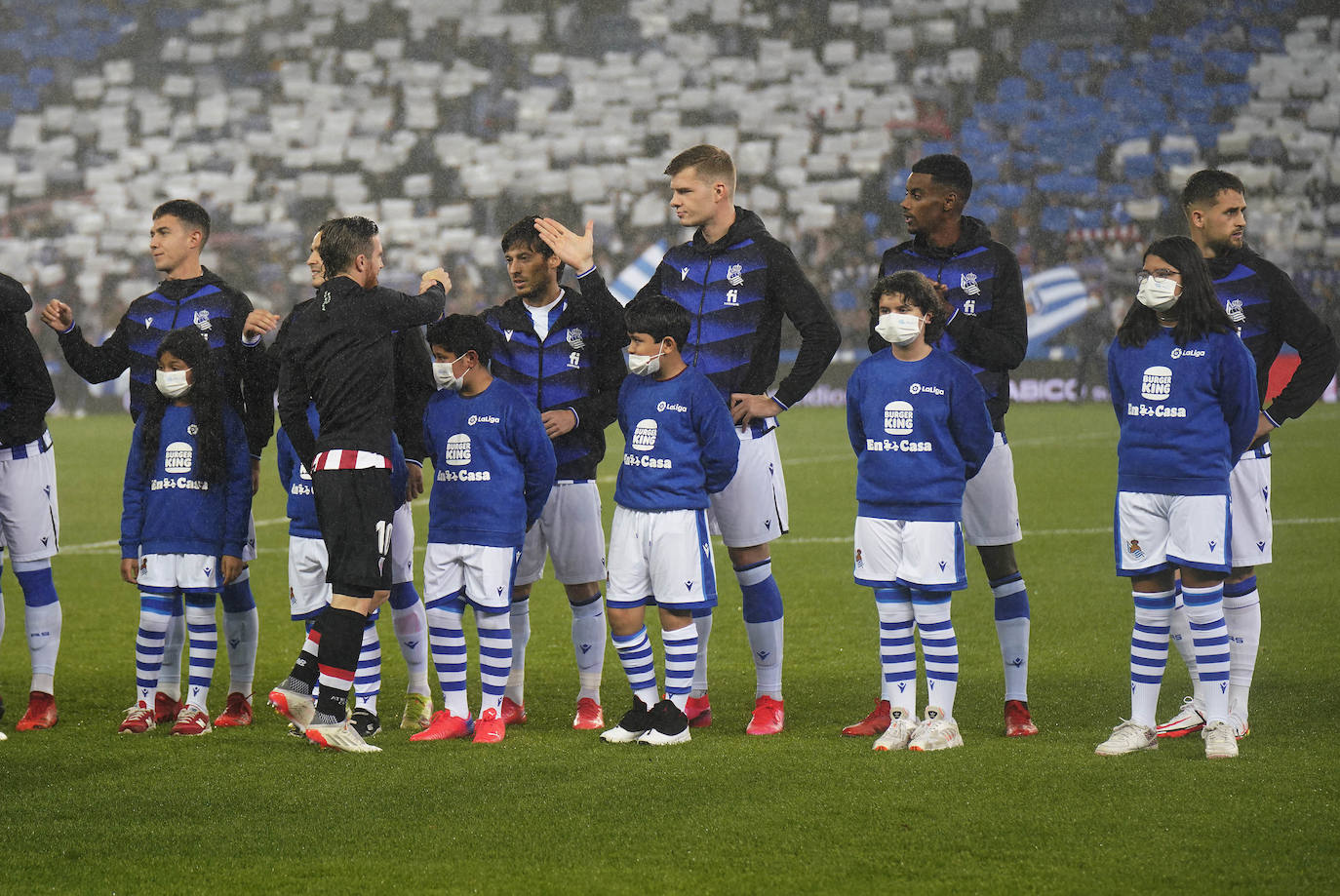 Fotos Real Sociedad - Athletic: Las mejores imágenes del derbi entre la Real Sociedad y el Athletic