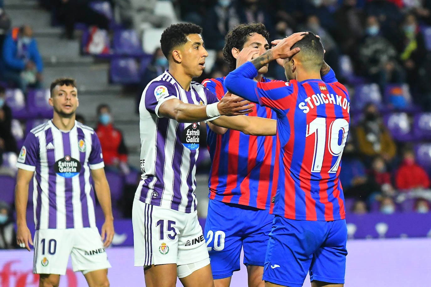 Fotos: Las mejores imágenes del partido entre el Valladolid y el Eibar