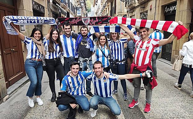 «Comer pintxos, beber, cantar, ir al campo juntos... Lo echábamos de menos»