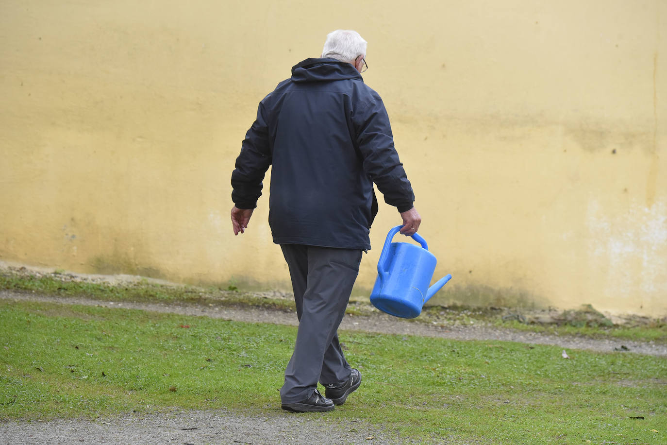 Fotos: Visitas y flores en los cementerios guipuzcoanos