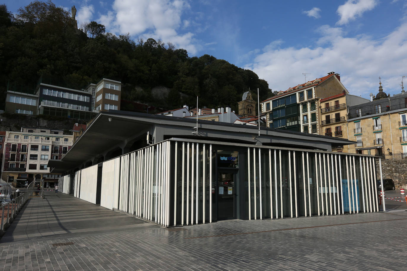 El Portaaviones del Muelle ha sido reformado recientemente.
