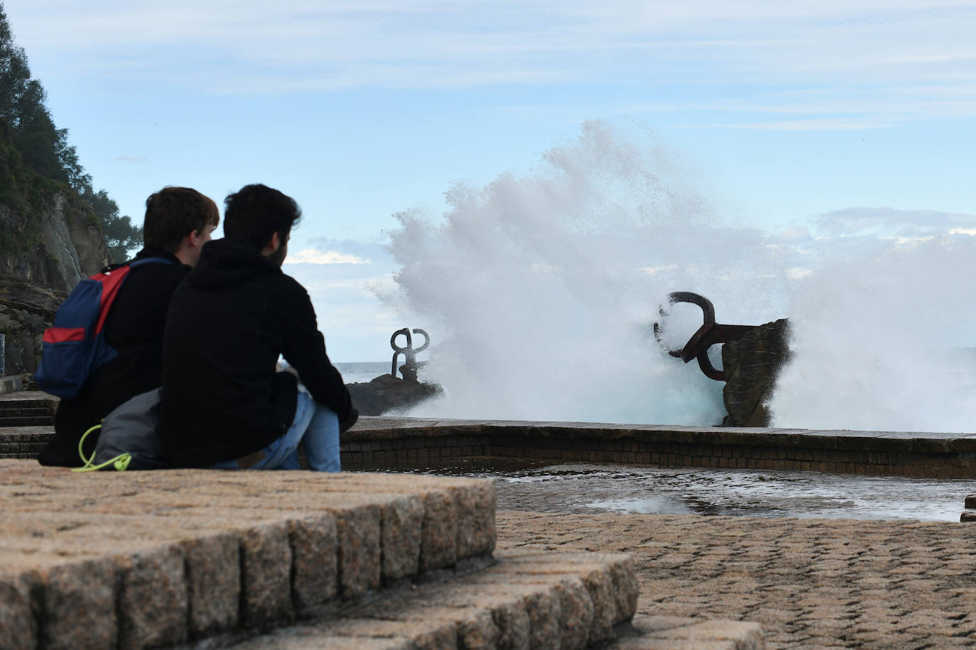 Fotos: Activan el aviso amarillo por galerna para esta tarde