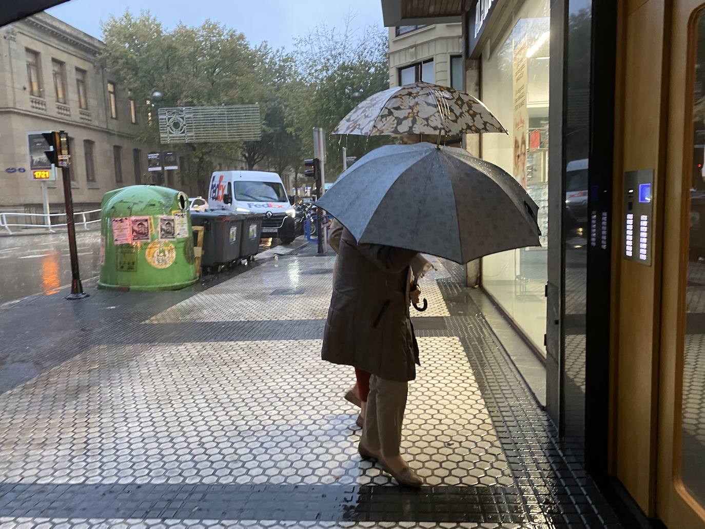 Fotos: Activan el aviso amarillo por galerna para esta tarde
