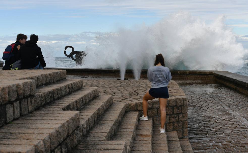 El tiempo en Gipuzkoa: Gipuzkoa estará este miércoles en aviso amarillo por olas y lluvia