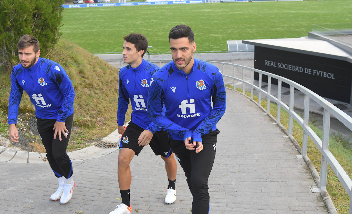 Fotos: Oyarzabal y Zubeldia, con problemas en el pubis, fuera de la lista para el Sadar