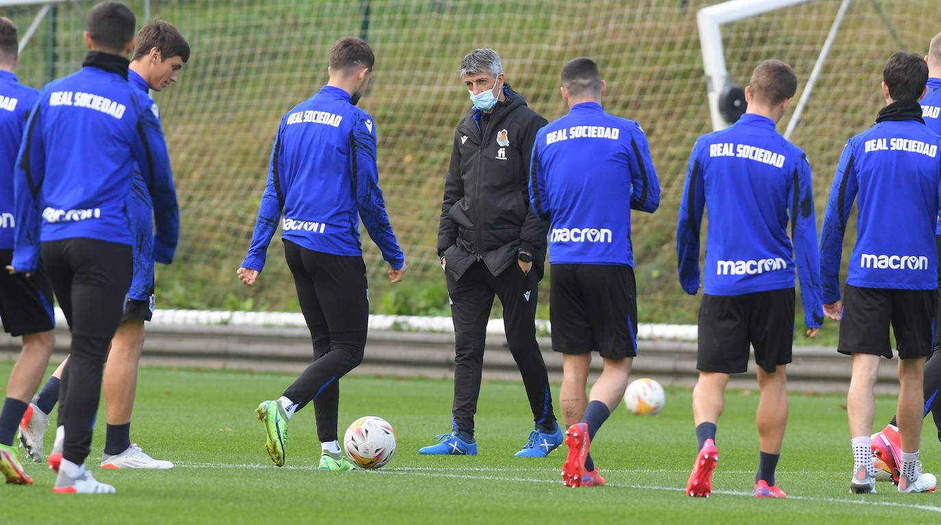 Fotos: Oyarzabal y Zubeldia, con problemas en el pubis, fuera de la lista para el Sadar