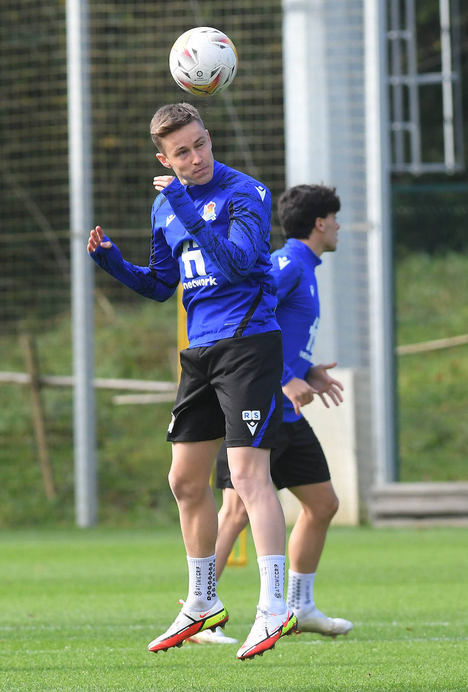 Fotos: Oyarzabal y Zubeldia, con problemas en el pubis, fuera de la lista para el Sadar