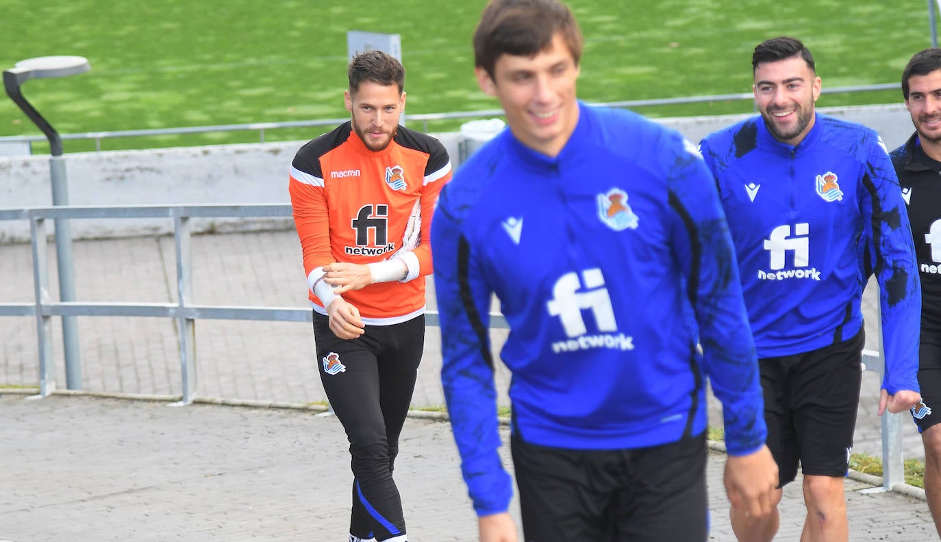 Fotos: Oyarzabal y Zubeldia, con problemas en el pubis, fuera de la lista para el Sadar