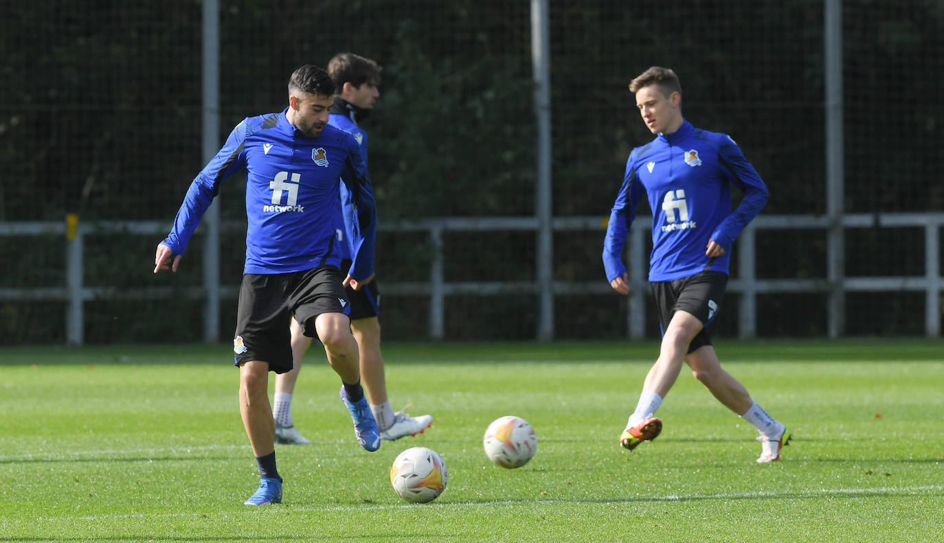 Fotos: Oyarzabal y Zubeldia, con problemas en el pubis, fuera de la lista para el Sadar