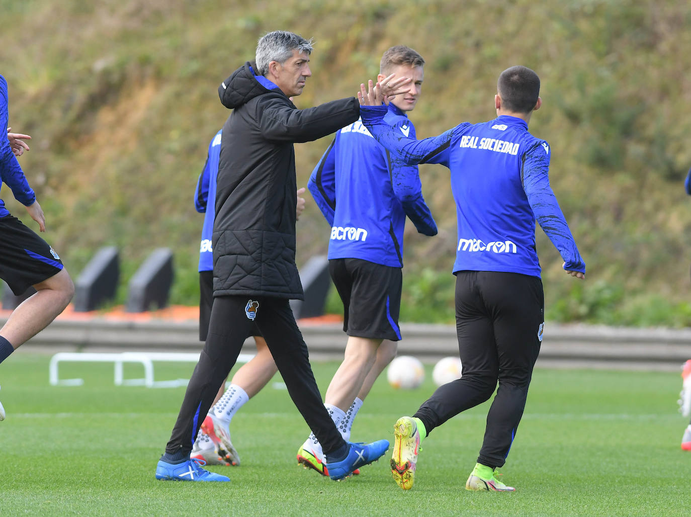 Fotos: Oyarzabal y Zubeldia, con problemas en el pubis, fuera de la lista para el Sadar