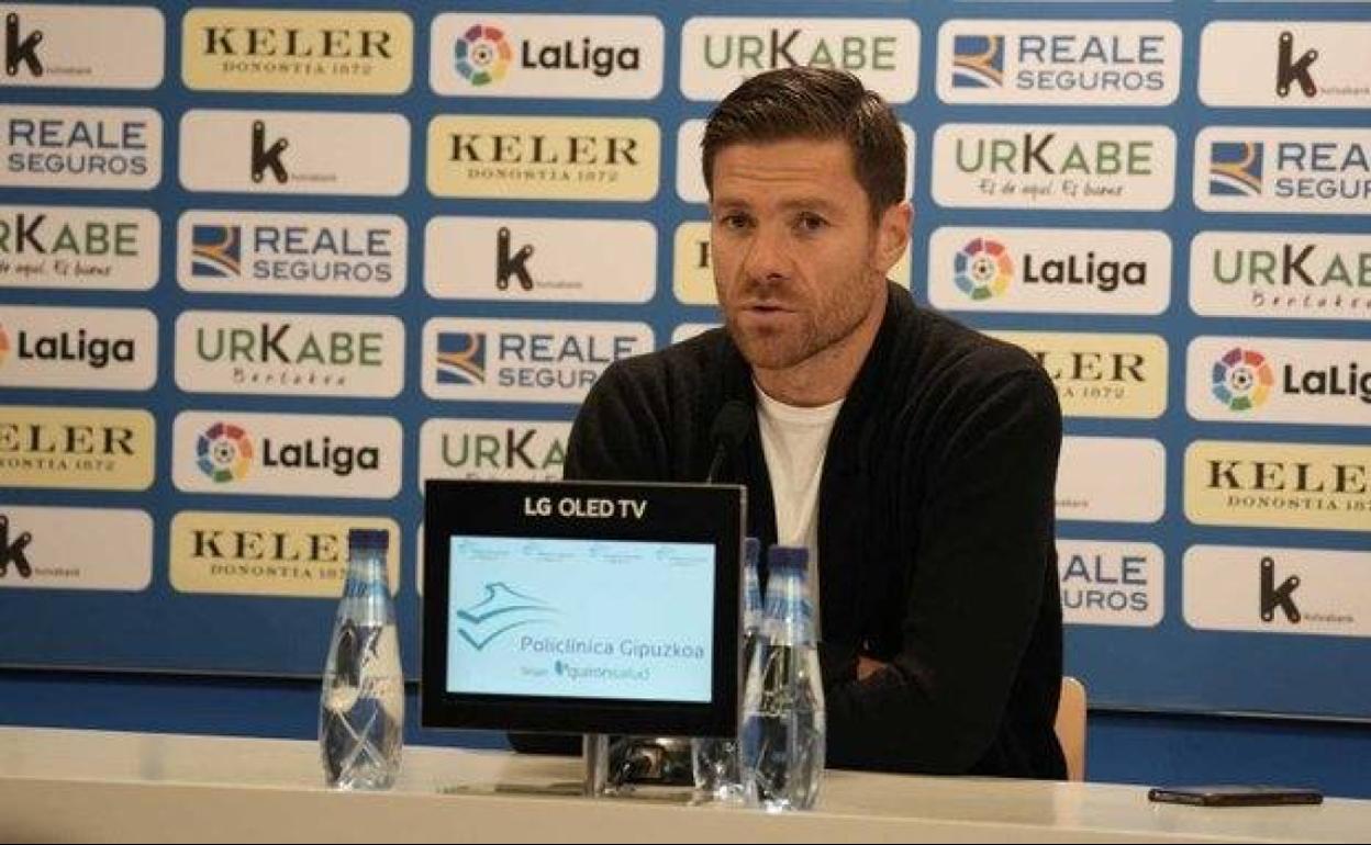 Real Sociedad B: Xabi Alonso: «A base de buenos y malos resultados, el equipo está creciendo»