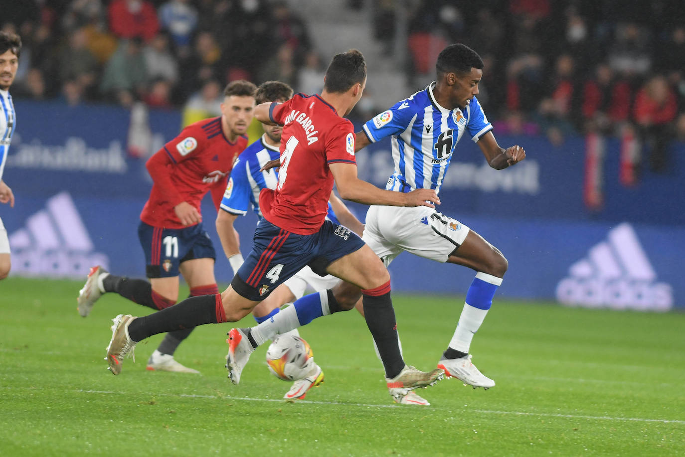 Fotos: Las mejores imágenes del Osasuna - Real Sociedad