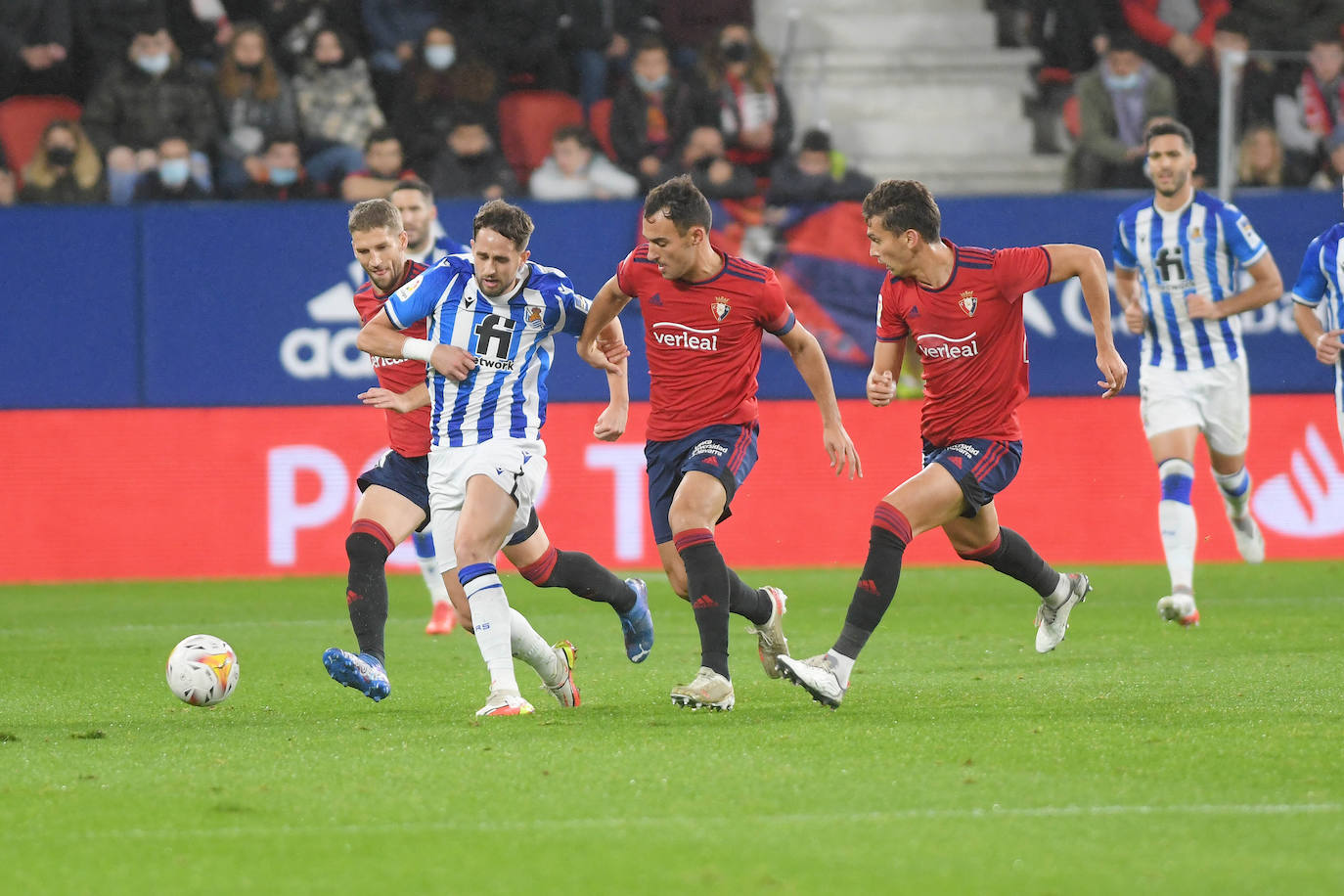 Fotos: Las mejores imágenes del Osasuna - Real Sociedad