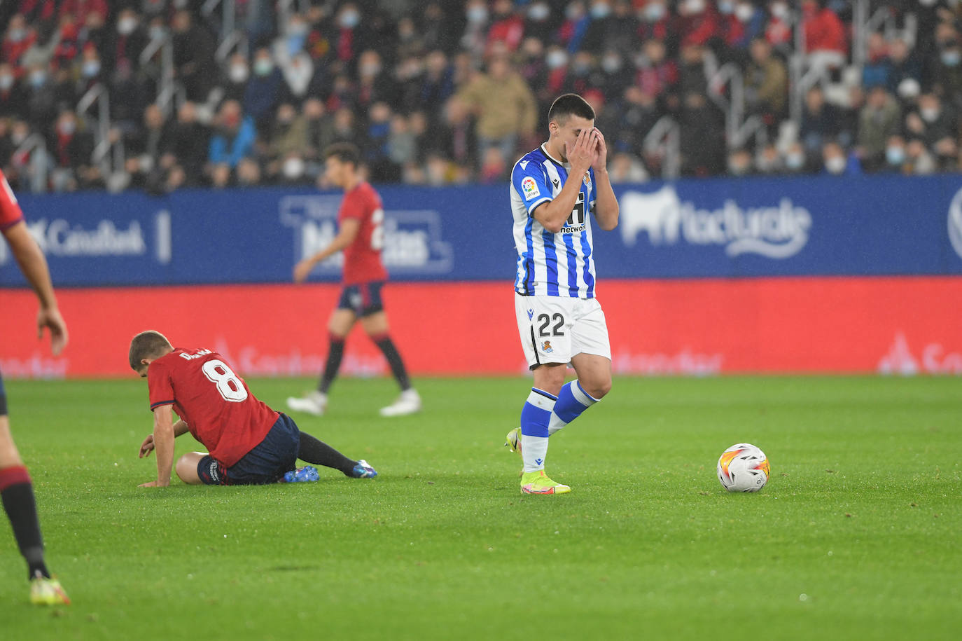 Fotos: Las mejores imágenes del Osasuna - Real Sociedad