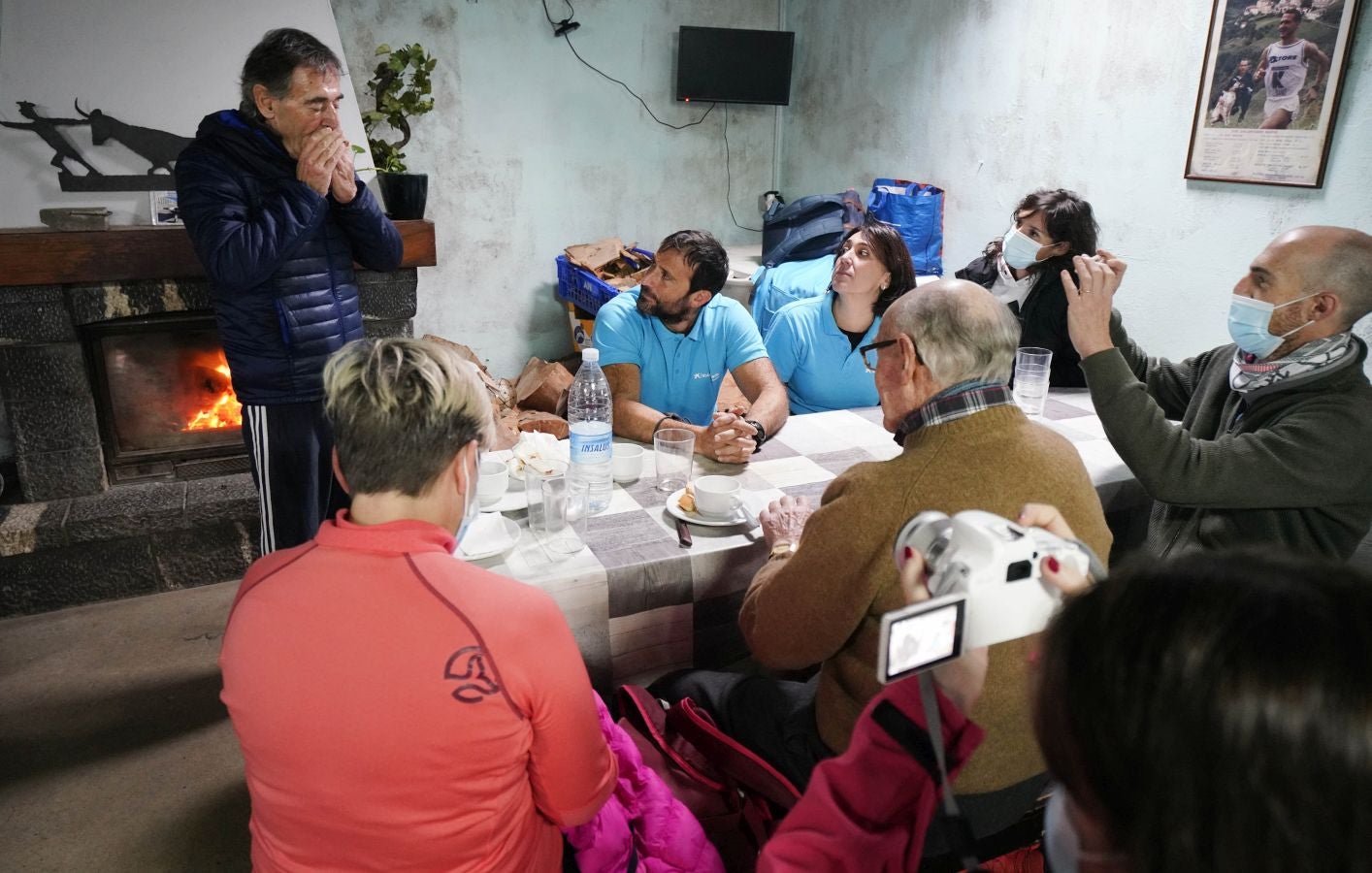 Fotos: Boni, Antonio y Miguel Mari vuelven al monte con Alex Txikon