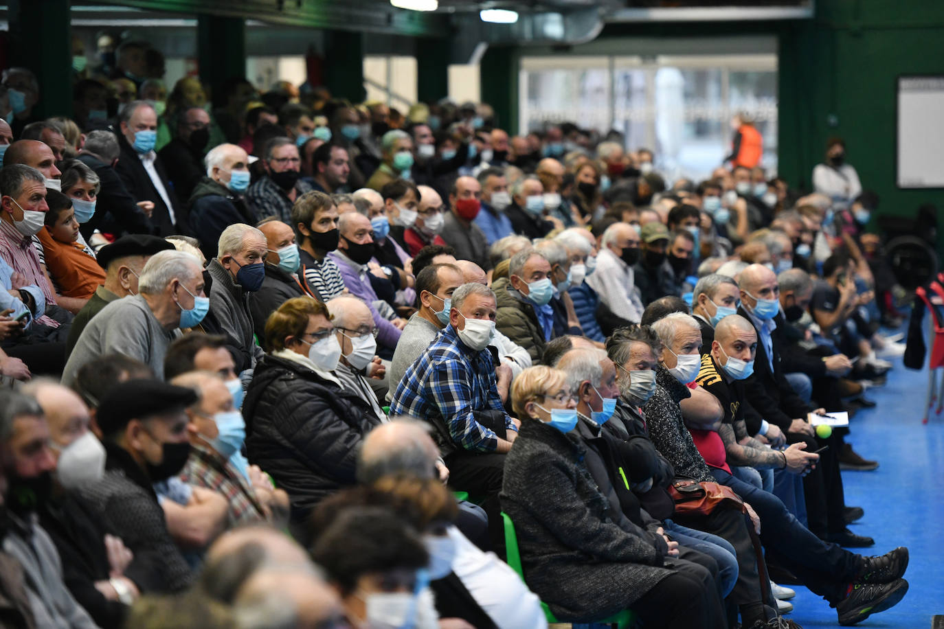 Fotos: Lleno para despedir a Olaizola en Beotibar