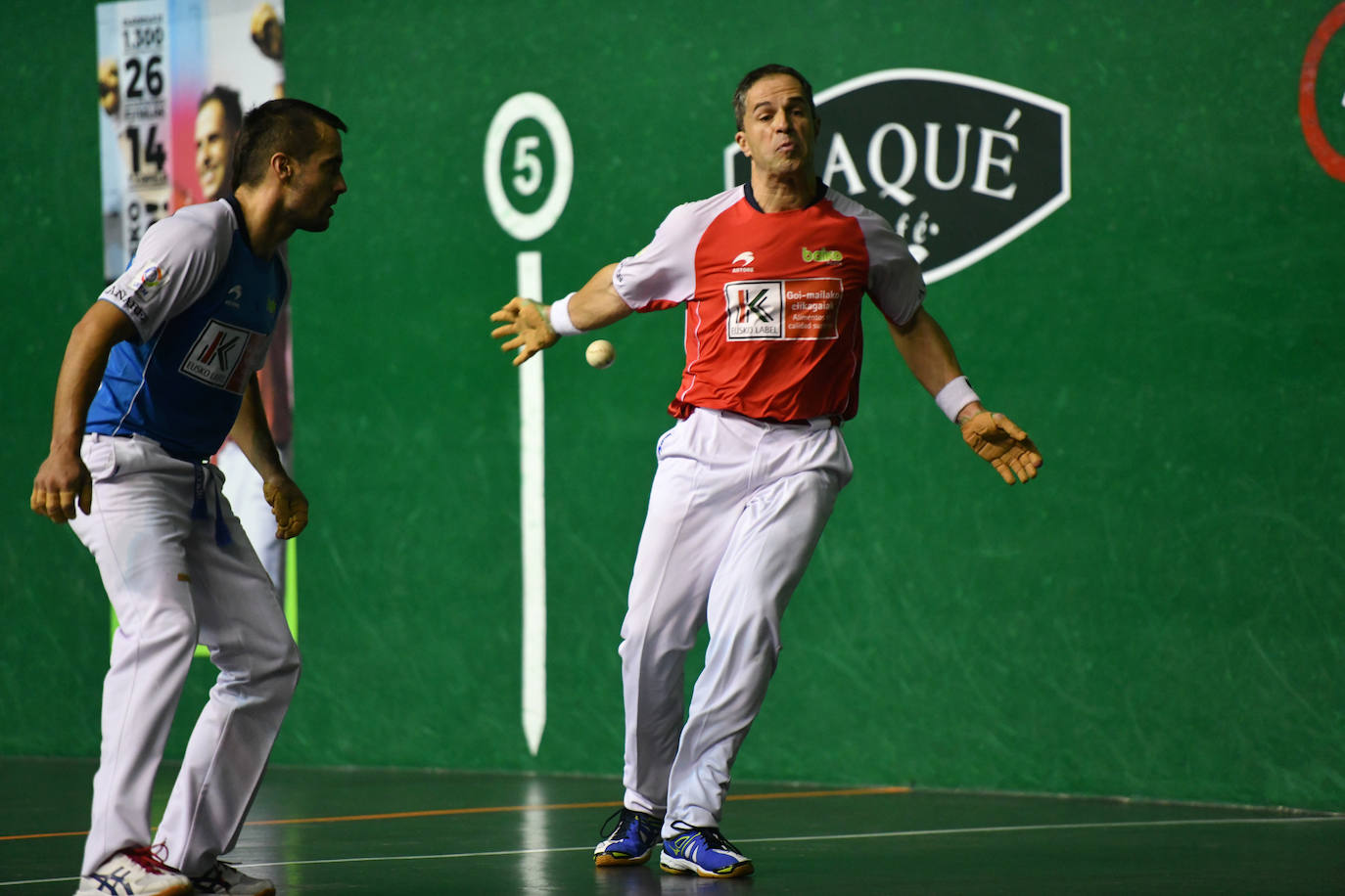 Fotos: Lleno para despedir a Olaizola en Beotibar