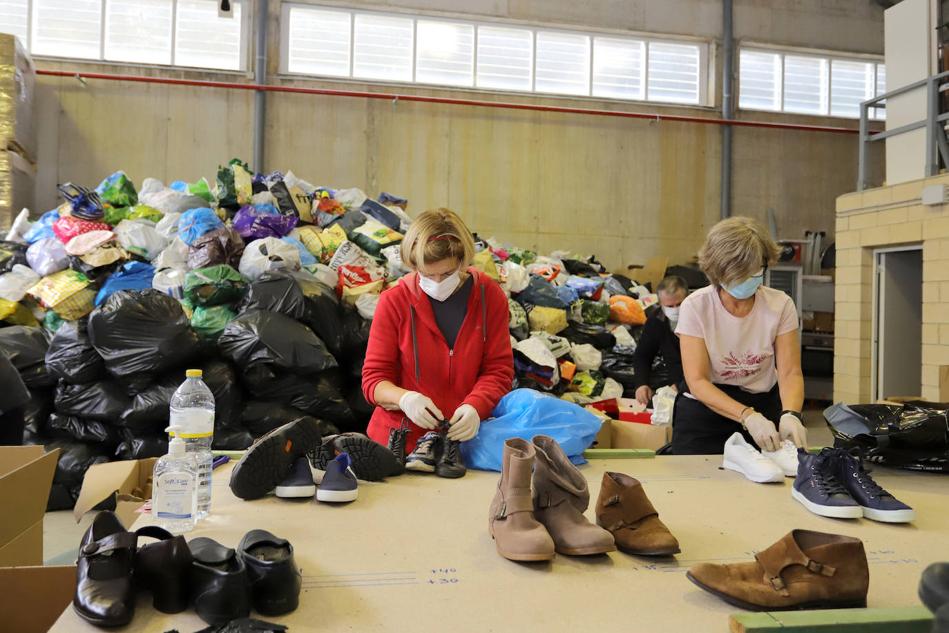 Fotos: Zapatos para 100.000 refugiados