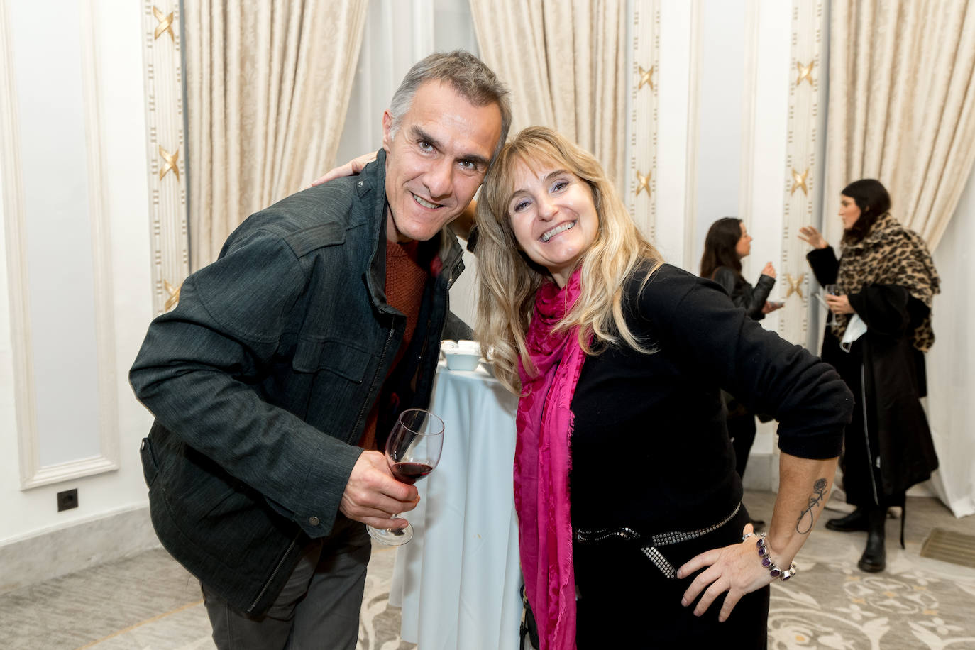 Fotos: Los rostros más conocidos de la ciudad no se pierden la Gala del Comercio donostiarra