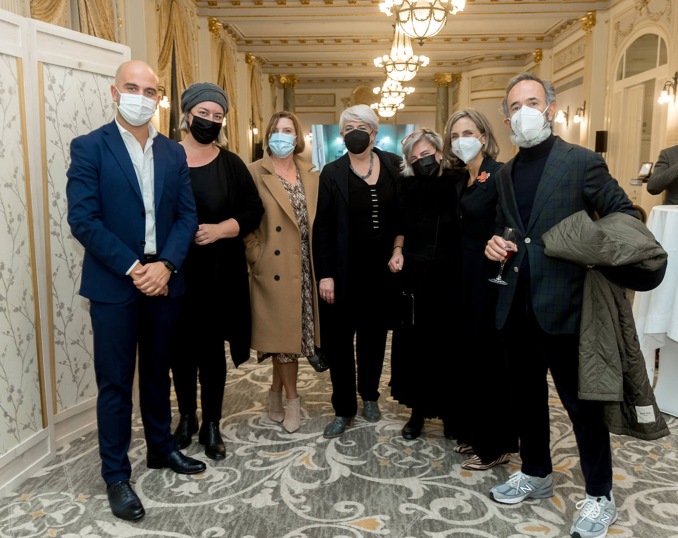 Fotos: Los rostros más conocidos de la ciudad no se pierden la Gala del Comercio donostiarra