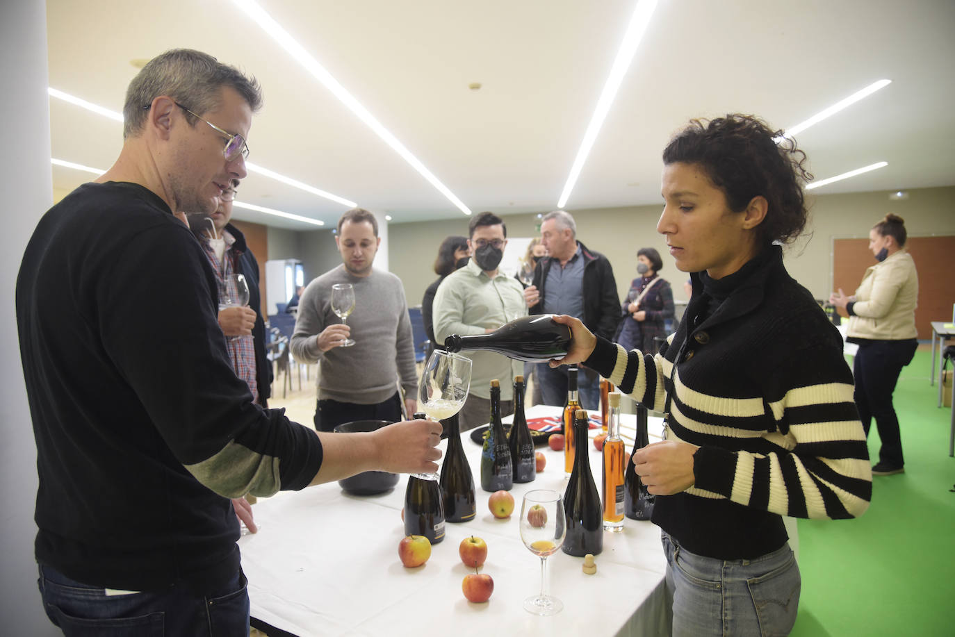 Fotos: III Concurso de Sidra Internacional del Sagardo celebrado este domingo en el Kursaal