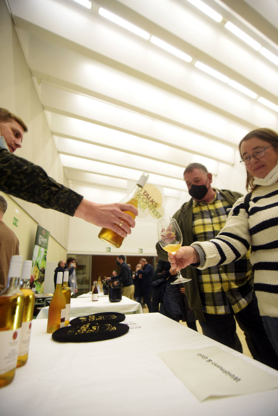 Fotos: III Concurso de Sidra Internacional del Sagardo celebrado este domingo en el Kursaal