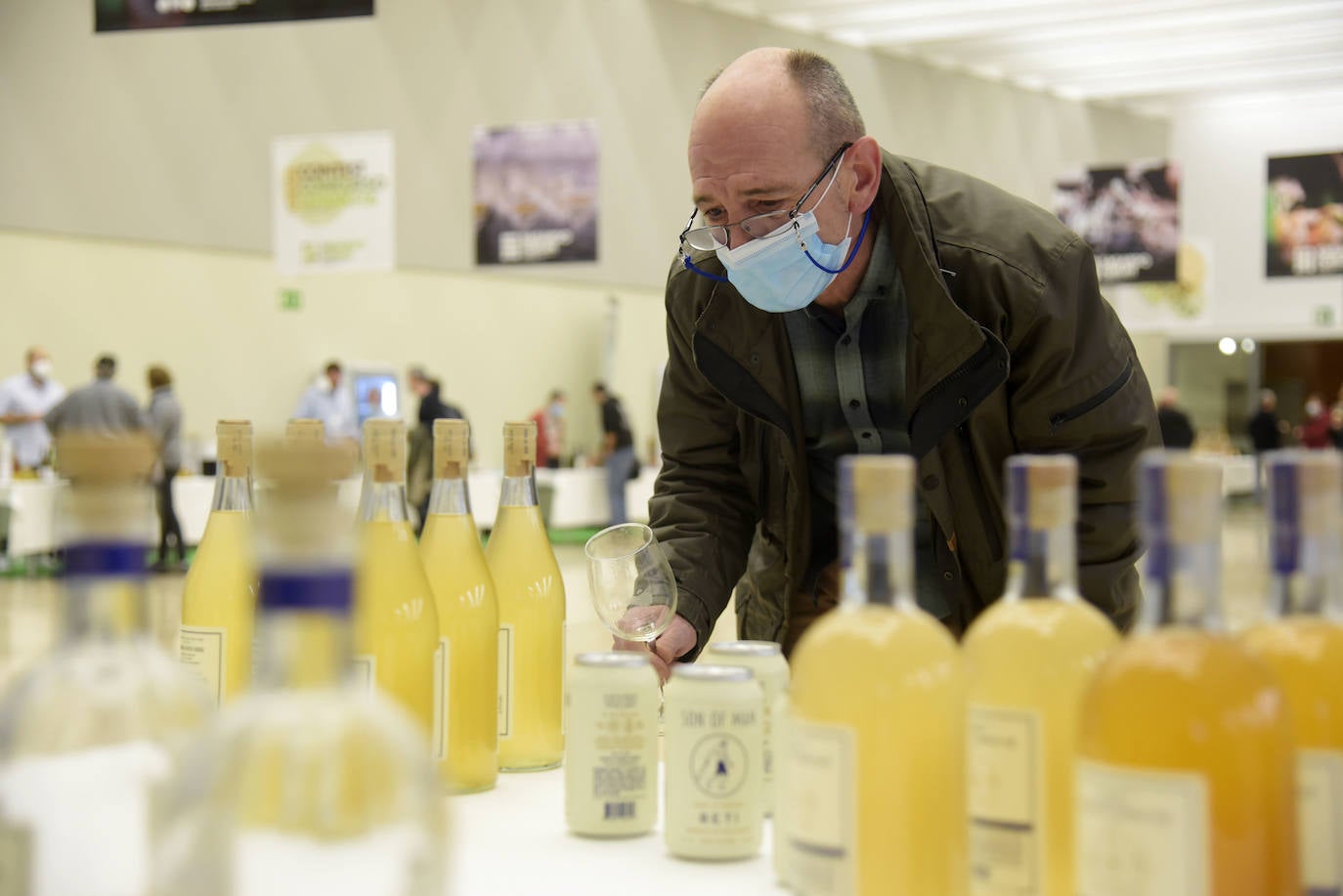 Fotos: III Concurso de Sidra Internacional del Sagardo celebrado este domingo en el Kursaal