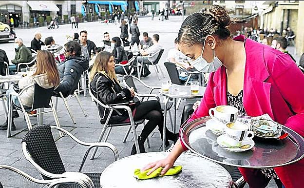 Los jueces se han tenido que pronunciar, entre otras medidas, sobre el cierre de la hostelería y el ocio noctuno.